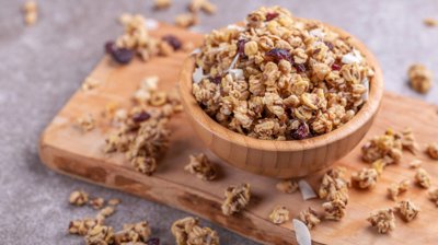 Clusters and protein bites